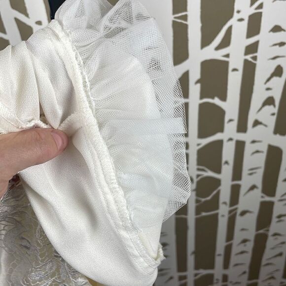 Gunne Sax 70s 80s Ivory Satin Lace Collar Puff Shoulder Blouse 5 - Picture 13 of 14